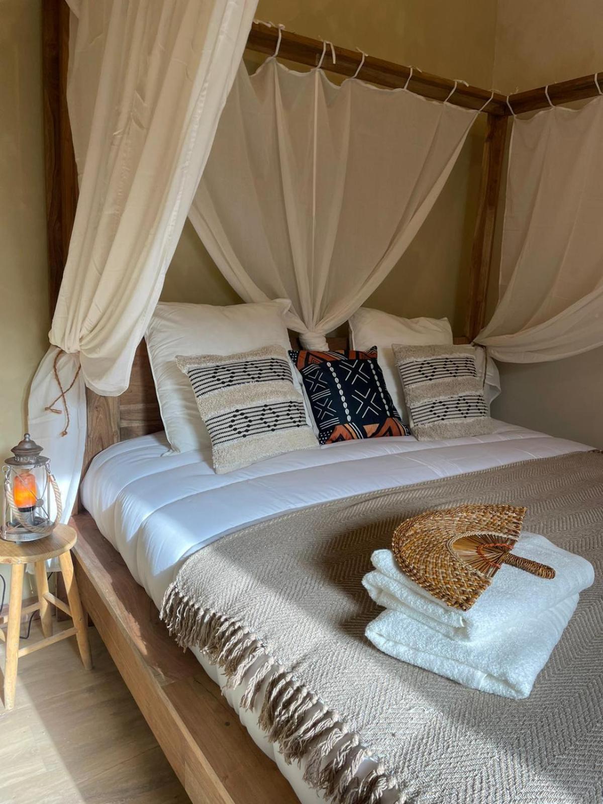 Serengeti Safari Room Sigean Esterno foto