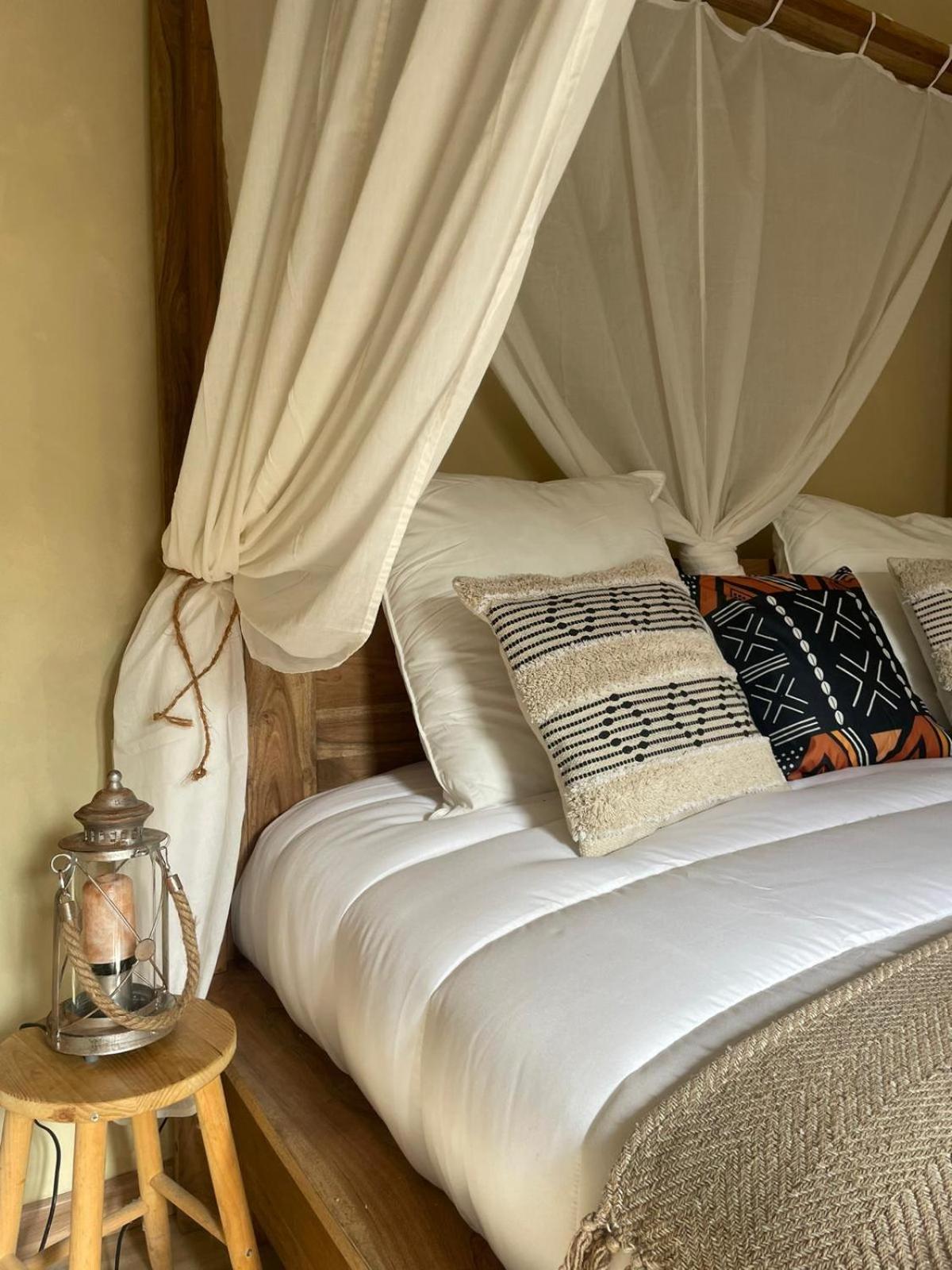 Serengeti Safari Room Sigean Esterno foto