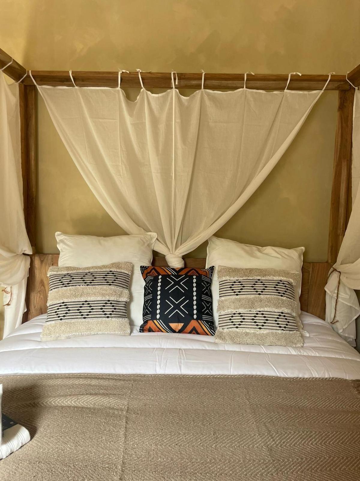 Serengeti Safari Room Sigean Esterno foto
